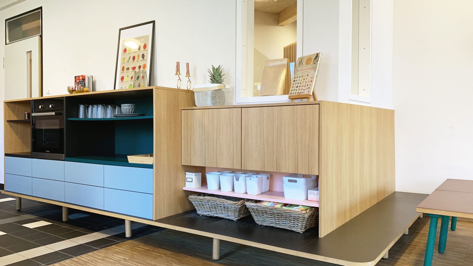 Kita Küchenmöbel